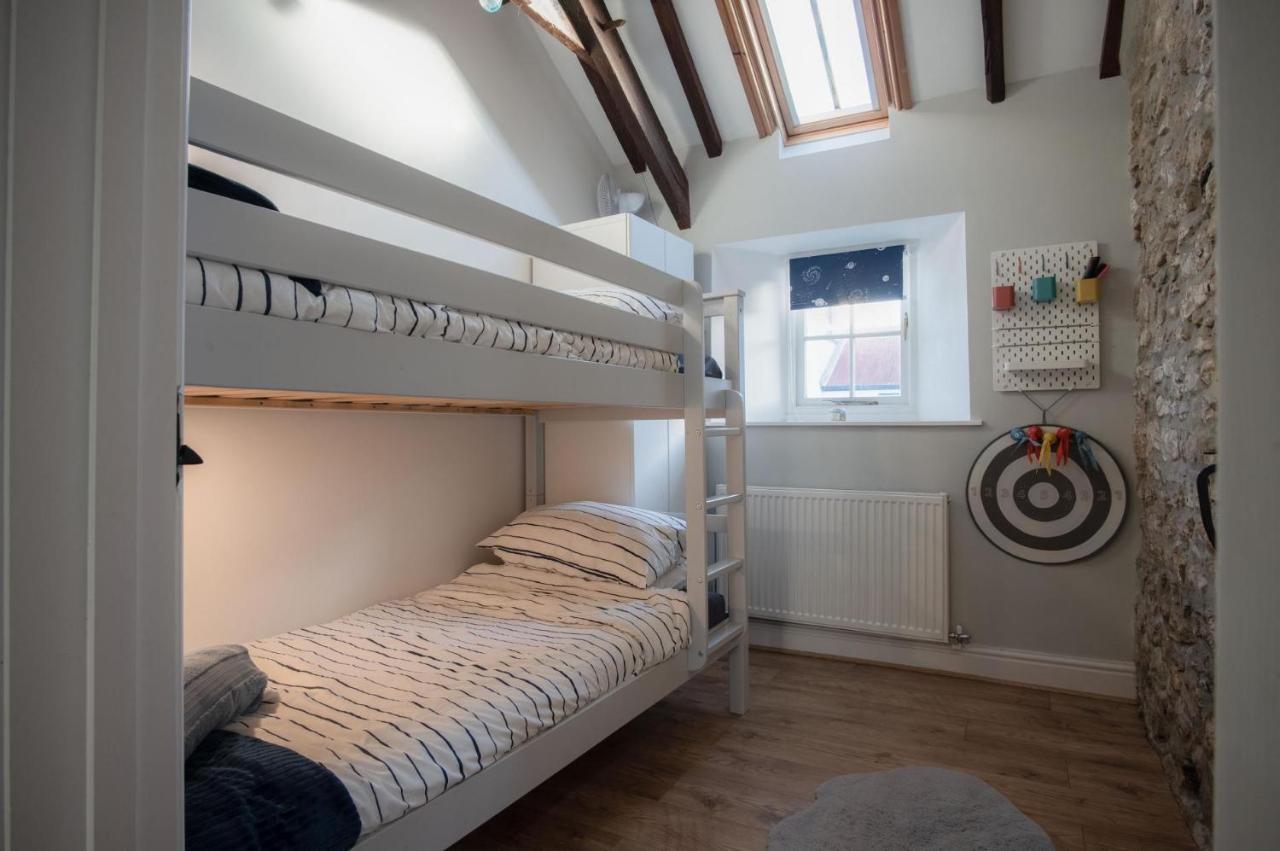 The Old Stables - 3 Bedroom Cottage - Angle Экстерьер фото